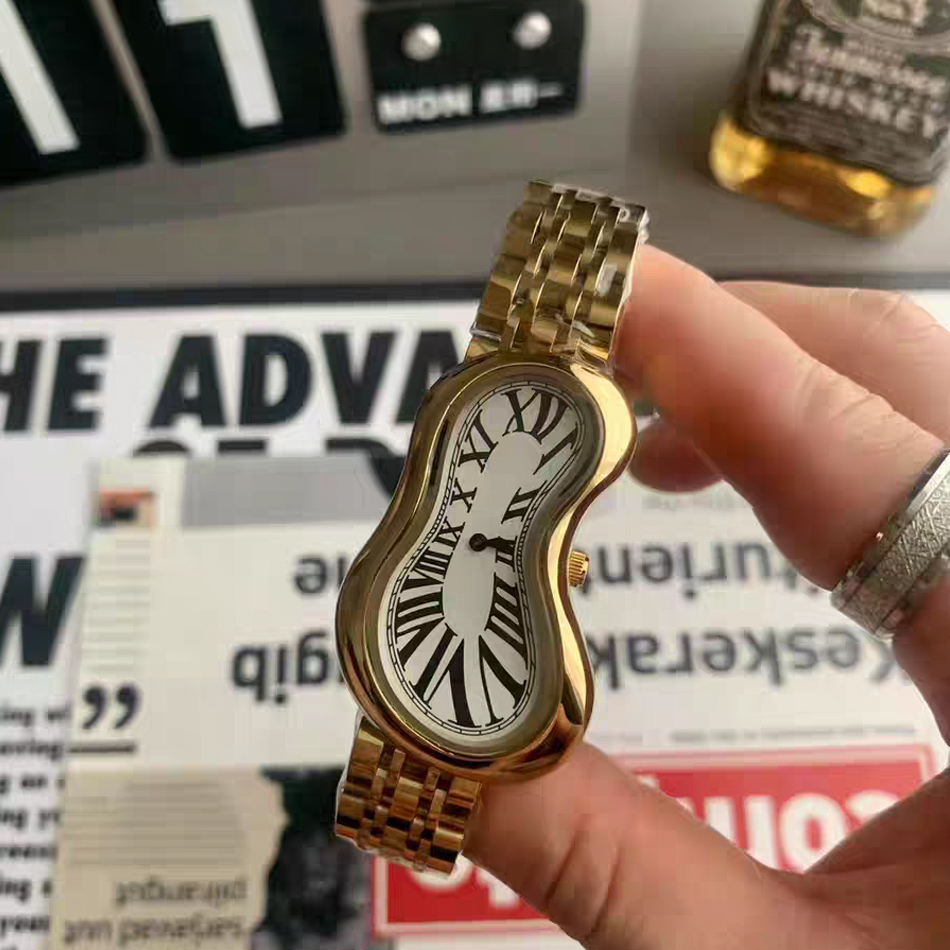 Luxury Watch Unique - ساعة يد جديدة بتصميم Y2K عصري