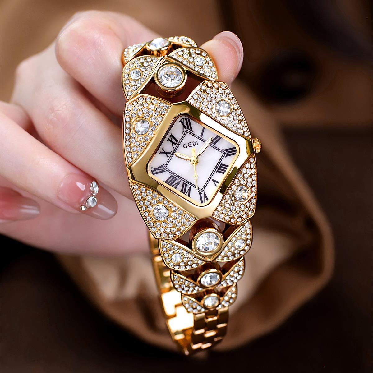 ساعة نسائية عصرية UTHAI L008،  - مراجعة Ladies Luxury Watch وسعره