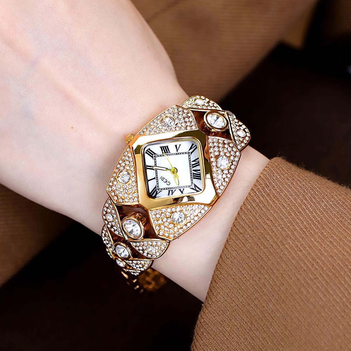 ساعة نسائية عصرية UTHAI L008،  - مراجعة Ladies Luxury Watch وسعره