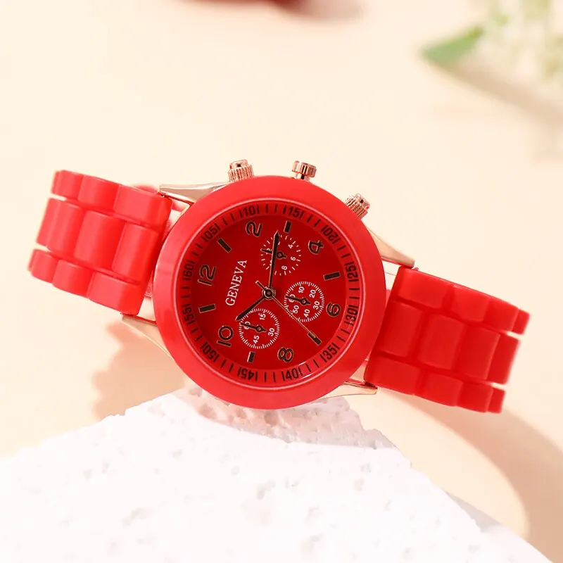 ساعة كوارتز أنيقة من السيليكون - مراجعة Ladies Luxury Watch وسعره