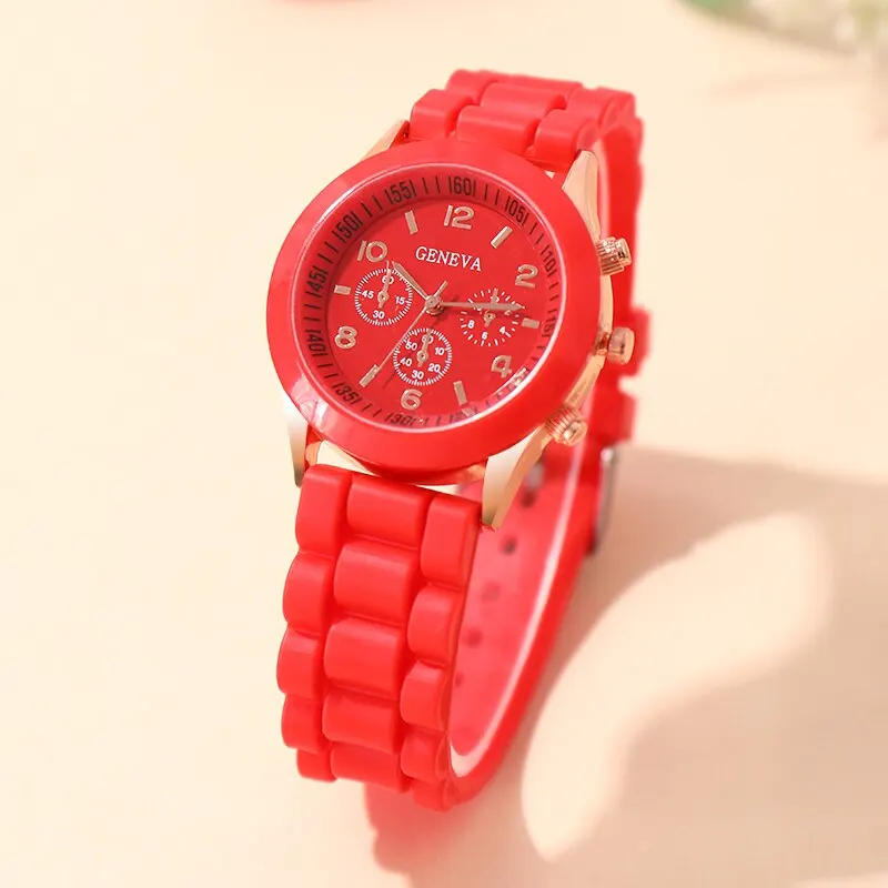 ساعة كوارتز أنيقة من السيليكون - مراجعة Ladies Luxury Watch وسعره